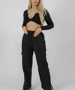 Kaiia TWIST FRONT LONG SLEEVE CROP TOP BLACK