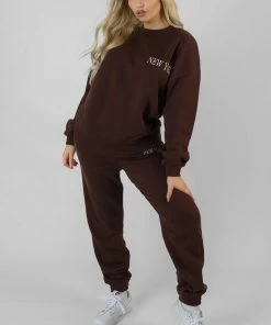 Kaiia NEW YORK 90S JOGGERS CHOCOLATE