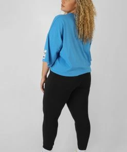 Kaiia CURVE OVERSIZED BOXY CROPPED PATCH T-SHIRT BLUE CLOTHING
