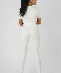 Kaiia ATHLEISURE UNDERBUST RIBBED FITTED CROPPED T-SHIRT WHITE