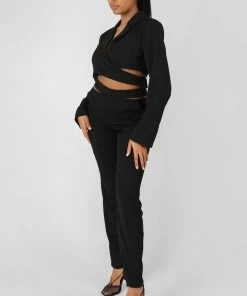 Kaiia WRAP FRONT CROPPED BLAZER BLACK CLOTHING