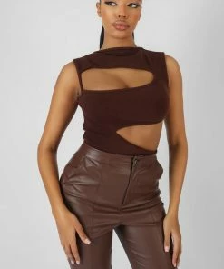 Kaiia ASYMMETRIC CUT AWAY BODYSUIT CHOCOLATE