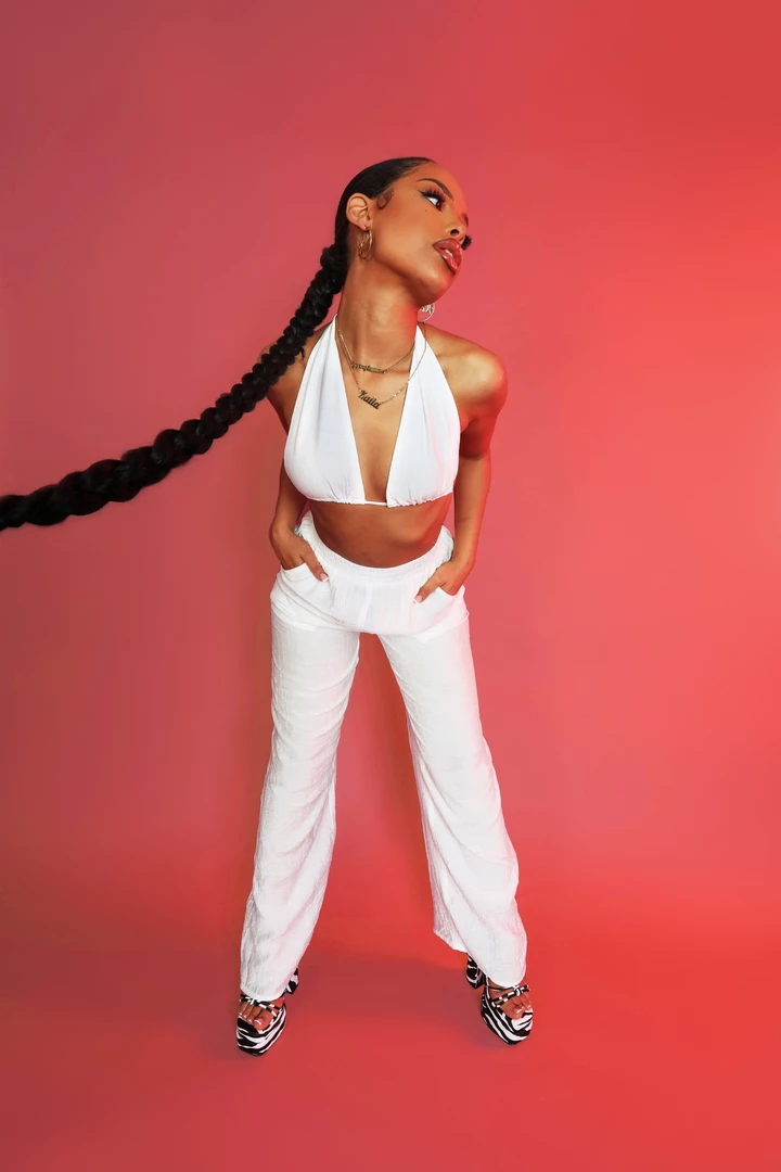 Kaiia CLOTHING CRINKLE HALTERNECK TOP WHITE 8 Kaiia CLOTHING CRINKLE HALTERNECK TOP WHITE