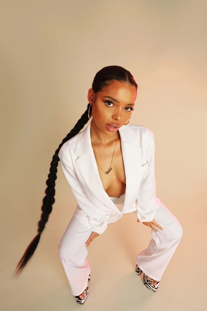 Kaiia DAD TROUSER WHITE 9 Kaiia DAD TROUSER WHITE