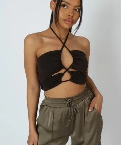 Kaiia SLINKY LOOP RUCHING CROP TOP CHOCOLATE
