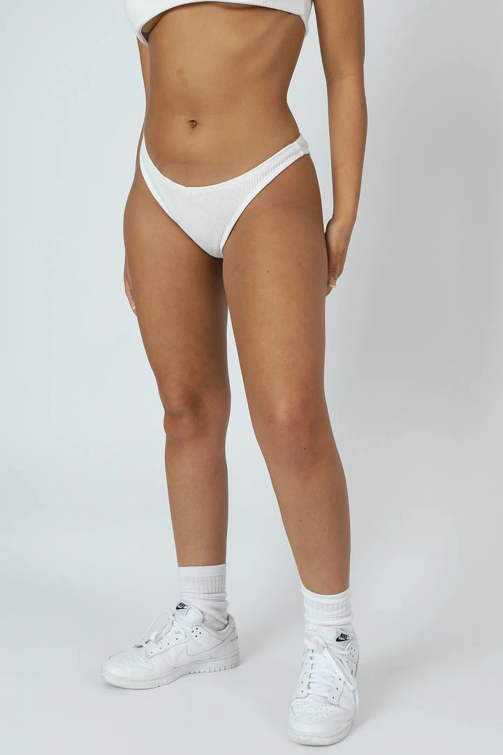 Kaiia V FRONT CHEEKY BUM KNICKER IVORY 4 Kaiia V FRONT CHEEKY BUM KNICKER IVORY