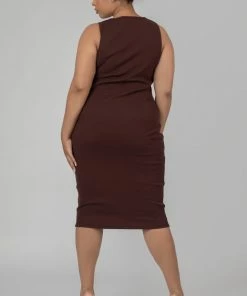 Kaiia CLOTHING CURVE BODYCON SCOOP NECK MIDI DRESS CHOCOLATE