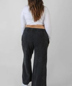 Kaiia CLOTHING CURVE SPLIT FRONT SEAM DETAIL WIDE LEG JOGGERS ACID WASH