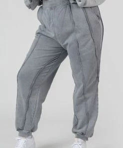 Kaiia CURVE OVERSIZED RAW EDGE JOGGERS ACID WASH CLOTHING