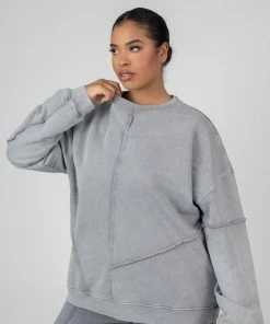 Kaiia CURVE OVERSIZED RAW EDGE SWEATSHIRT ACID WASH
