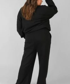 CURVE KAIIA OVERSIZED TONAL EMBROIDERED SWEATSHIRT BLACK