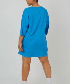 Kaiia CURVE NEWPORT GRAPHIC T-SHIRT DRESS BLUE TOPS