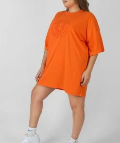 Kaiia CLOTHING CURVE MANHATTAN EMBROIDERED OVERSIZED T-SHIRT DRESS ORANGE