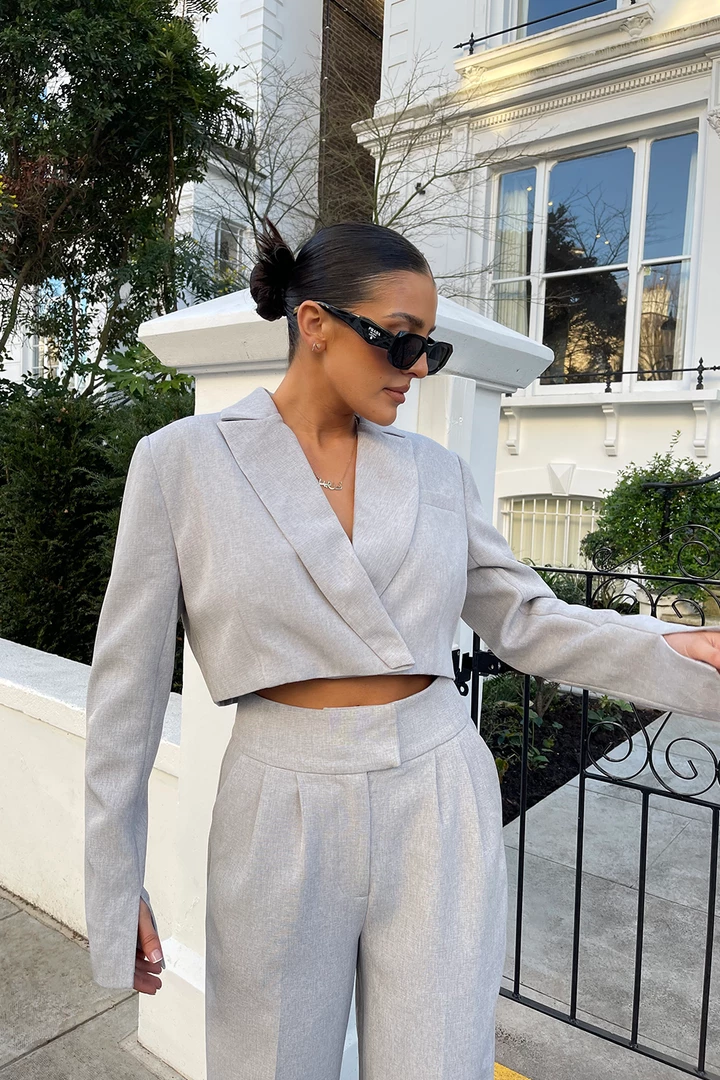 Kaiia TAILORED BOXY CROPPED BLAZER GREY CLOTHING 4 Kaiia TAILORED BOXY CROPPED BLAZER GREY CLOTHING