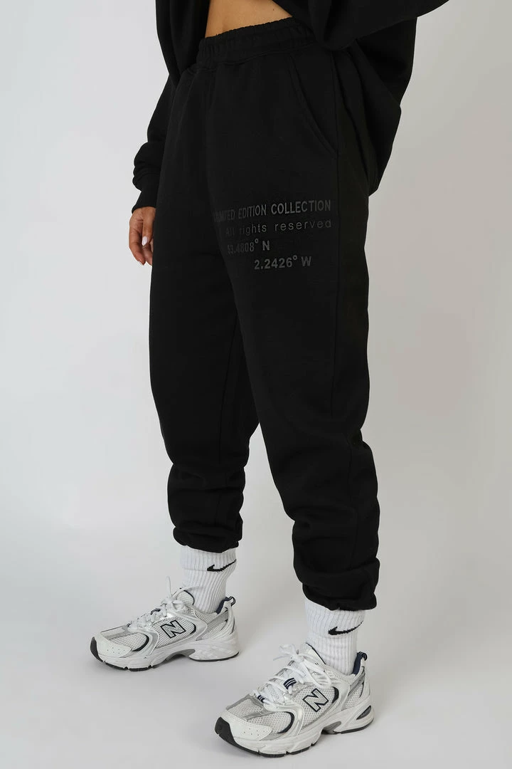 Kaiia CLOTHING OVERSIZED FIT PRINTED JOGGER BLACK 4 Kaiia CLOTHING OVERSIZED FIT PRINTED JOGGER BLACK