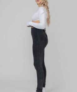 Kaiia TIE WAIST LEGGINGS ACID WASH CLOTHING