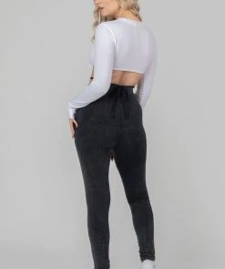 Kaiia TIE WAIST LEGGINGS ACID WASH CLOTHING