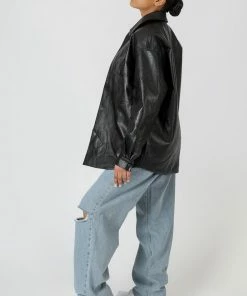 Kaiia CLOTHING VEGAN LEATHER POCKET OVERSIZED SHACKET BLACK