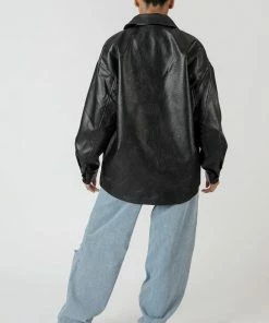 Kaiia CLOTHING VEGAN LEATHER POCKET OVERSIZED SHACKET BLACK