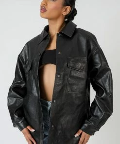 Kaiia CLOTHING VEGAN LEATHER POCKET OVERSIZED SHACKET BLACK