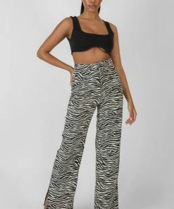 Kaiia UNDERBUST DETAIL CROP TOP BLACK