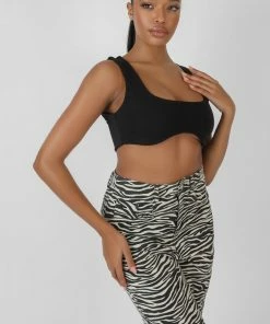 Kaiia UNDERBUST DETAIL CROP TOP BLACK