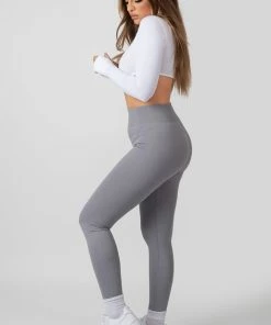 Kaiia CLOTHING LONG SLEEVE UNDERBUST CROP TOP WHITE