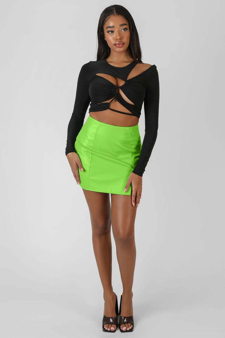 Kaiia RUCHED LONG SLEEVE CUTAWAY TOP BLACK 4 Kaiia RUCHED LONG SLEEVE CUTAWAY TOP BLACK