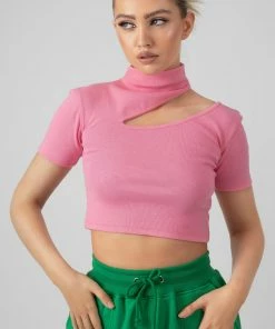 Kaiia HIGH NECK RIBBED CUT OUT CROPPED T SHIRT PINK CLOTHING