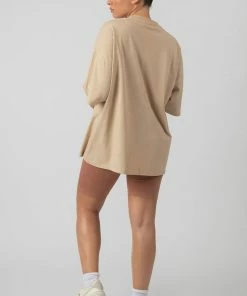 Kaiia CLOTHING TONAL EMBROIDERED TEE STONE