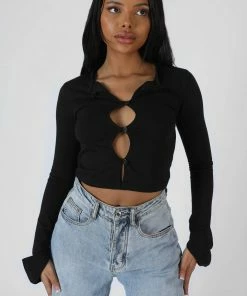 Kaiia LONG SLEEVE BUTTON DETAIL CROP TOP BLACK CLOTHING