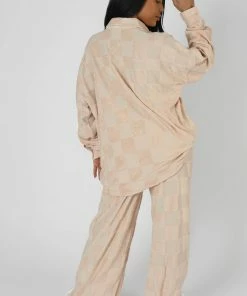 Kaiia OVERSIZED CHECKERBOARD TOWELLING SHIRT SAND CLOTHING