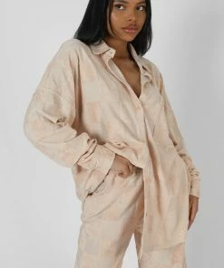 Kaiia OVERSIZED CHECKERBOARD TOWELLING SHIRT SAND CLOTHING