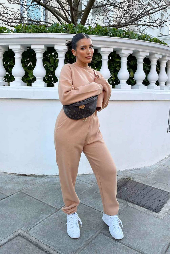 KAIIA FLUFFY 90S JOGGERS CAMEL 3 KAIIA FLUFFY 90S JOGGERS CAMEL