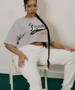 Kaiia VARSITY EMBROIDERY CROPPED T-SHIRT GREY MARL